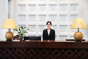 미분류 이미지, 2/9장, 버튼