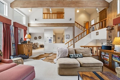 Spacious Piper Ridge Townhome Near Stratton