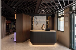 Lobby - Claude Hotel (Singapore)