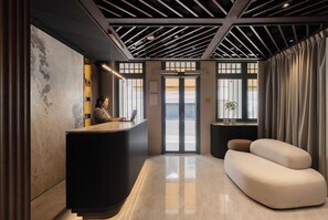 Lobby - Claude Hotel (Singapore)
