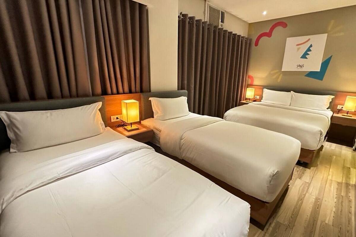 Family Room, City View | Desk, laptop workspace, free WiFi