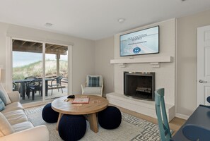 Smart TV, fireplace - Luxury Lakefront Living | New vacation rental (Spring Lake)