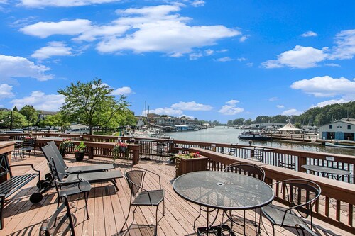 Updated condo with water views-  perfect location