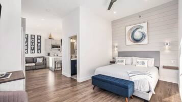 1 bedroom, iron/ironing board, free WiFi, bed sheets