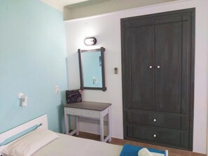 Room - Aigaio View Studios & Rooms (Syros)