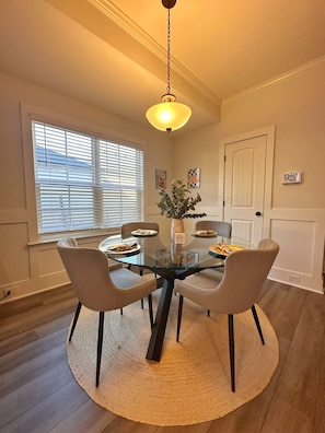 Dining - Masters 2027- Sleeps 8
~7 mi to Augusta National (North Augusta)