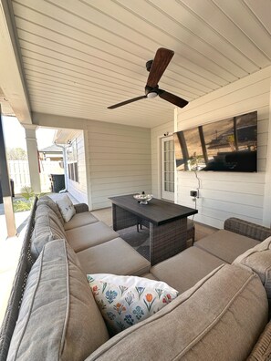 Terrace/patio - Masters 2027- Sleeps 8
~7 mi to Augusta National (North Augusta)
