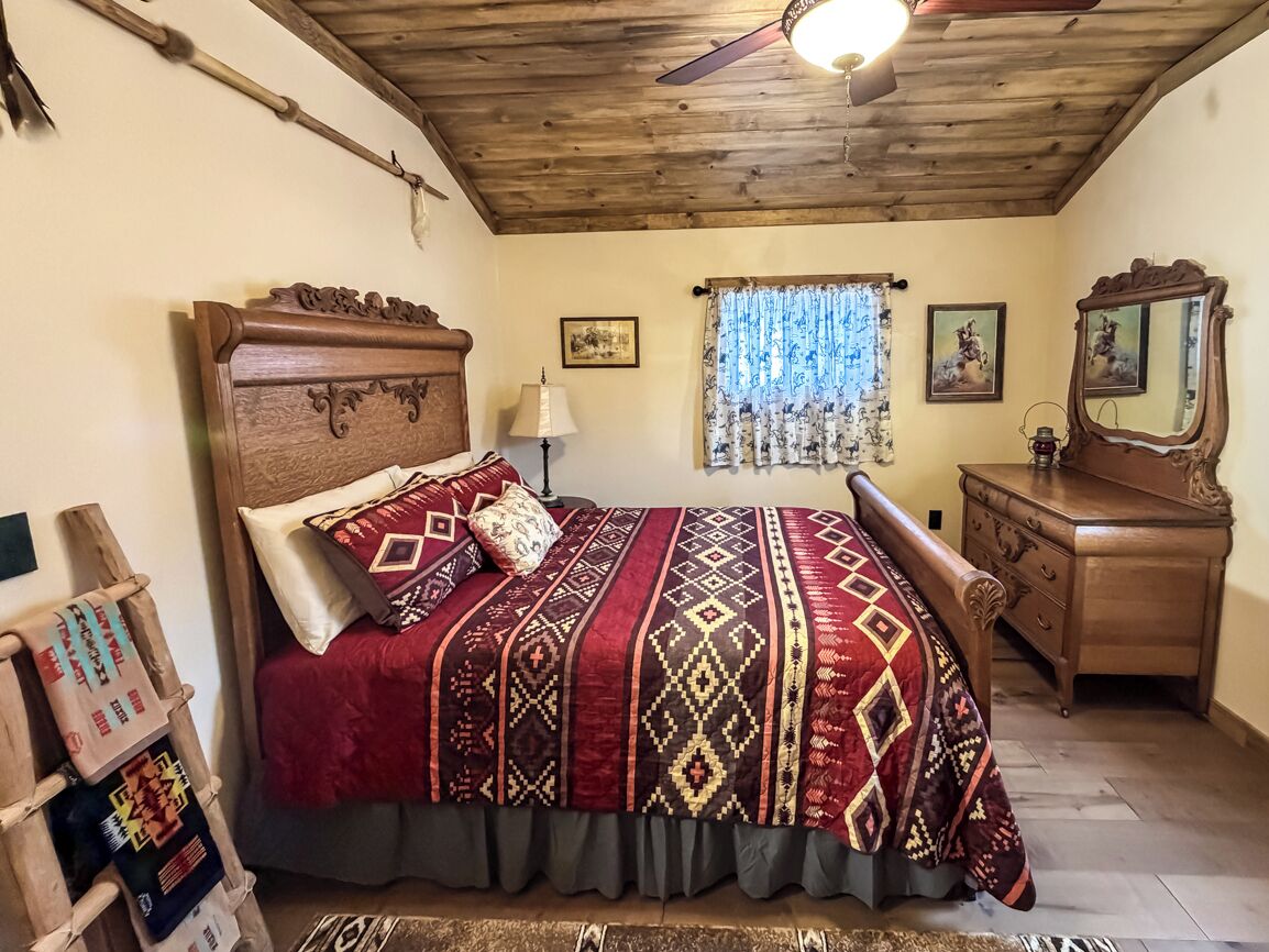 Internet, bed sheets