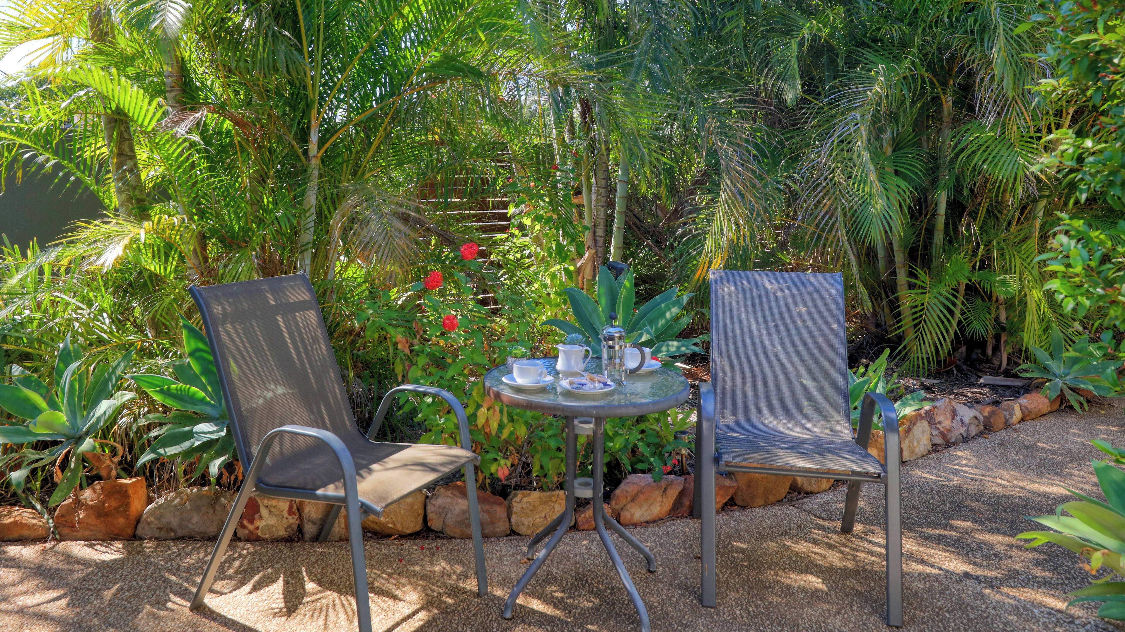 Superior Double Room, Garden View | Terrace/patio