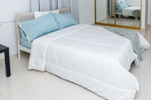 2 habitaciones, tabla de planchar con plancha, wifi y ropa de cama 