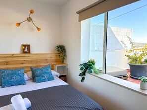 2 bedrooms, iron/ironing board, Internet, bed sheets - Charming attic apartment, fantastic roof terrace (Vilanova i la Geltru)