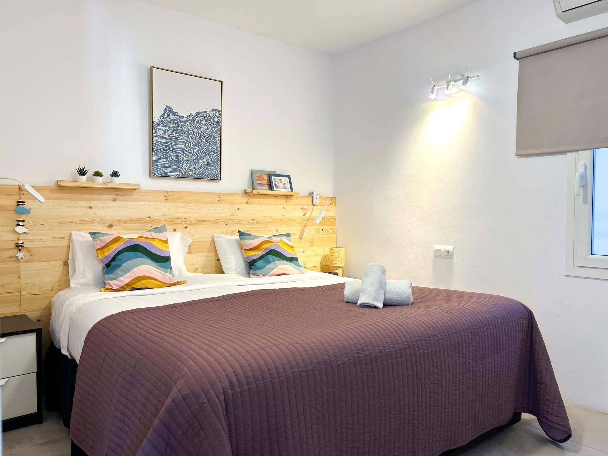 2 chambres, fer et planche à repasser, accès Internet, draps fournis