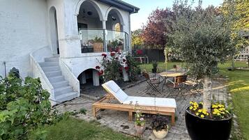 Værelse - 1 soveværelse - ryger - boblebad | Terrasse/gårdhave