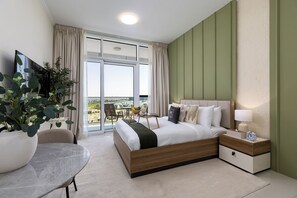 Deluxe Studio, Non Smoking, Balcony | In-room safe, blackout drapes, iron/ironing board, free WiFi - Maison Privee - Refined Studio w/ Top Facilities in Damac Hills (Dubai)