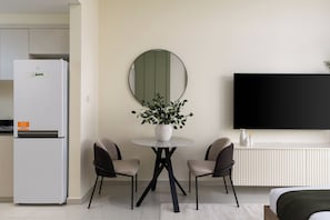 Deluxe Studio, Non Smoking, Balcony | Dining room - Maison Privee - Refined Studio w/ Top Facilities in Damac Hills (Dubai)