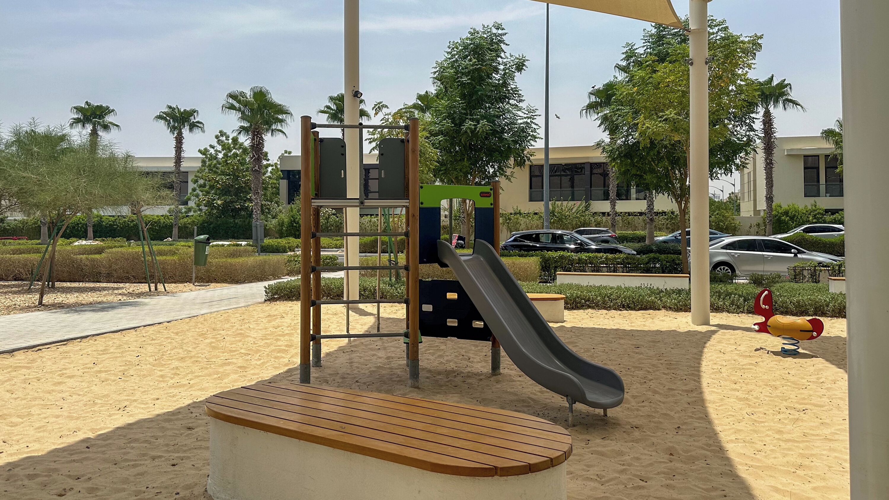Children’s play area – outdoor