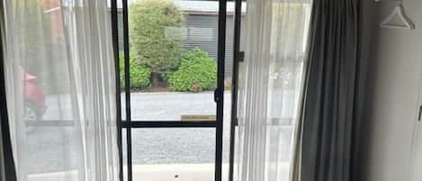 Tabla de planchar con plancha y wifi gratis