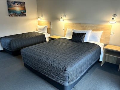 Charlies Motor Lodge