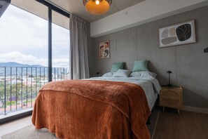 1 bedroom, iron/ironing board, WiFi, bed sheets - Baylon Gate, modern 1-bedroom apartment in adorable San José AC, pool and gym (San José)