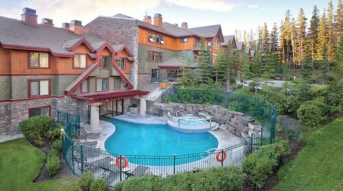 Beautiful Banff/Canmore Condo 2 bdrm Suite