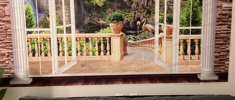 Comfort Condo, Balcony, Garden View | Living area
