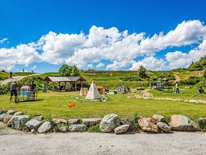 Property grounds - Nice apartment for 6 people with pool, WIFI, TV, balcony and panoramic view (Thyon)