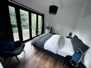 4 bedrooms
