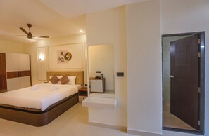 Suite | Free WiFi - Hotel Padubidri Comforts by Smart O'tel (Padubidri)
