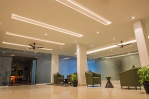 Interior - Hotel Padubidri Comforts by Smart O'tel (Padubidri)