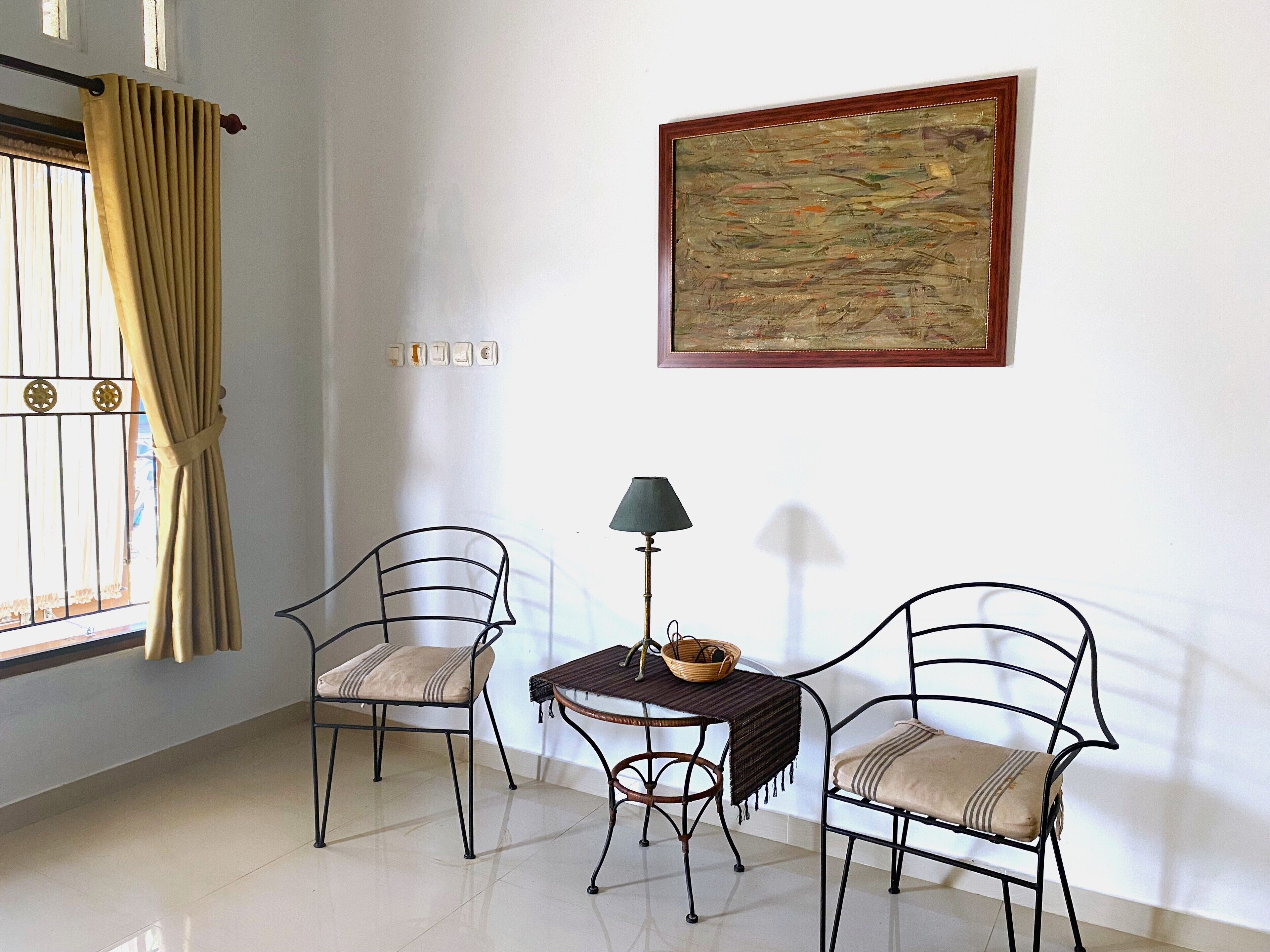 المنشأة من الداخل