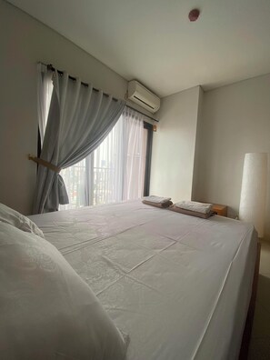2 slaapkamers, een strijkplank/strijkijzer, gratis wifi, beddengoed