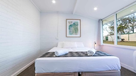 Escritorio y wifi gratis . Tahmoor Inn