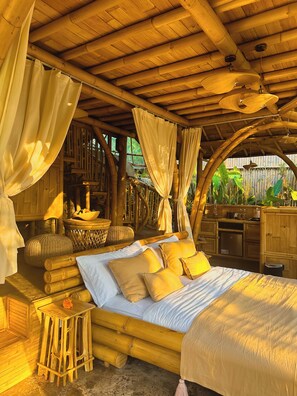 2 bedrooms, in-room safe, free WiFi, bed sheets