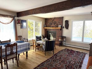 Interior - Vintage Ski Haus - Near Wedding Garden in Mt.CB (Crested Butte)