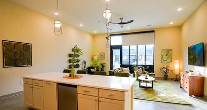 Peridot Suite - NEW (2bdrm/2bath) Loft