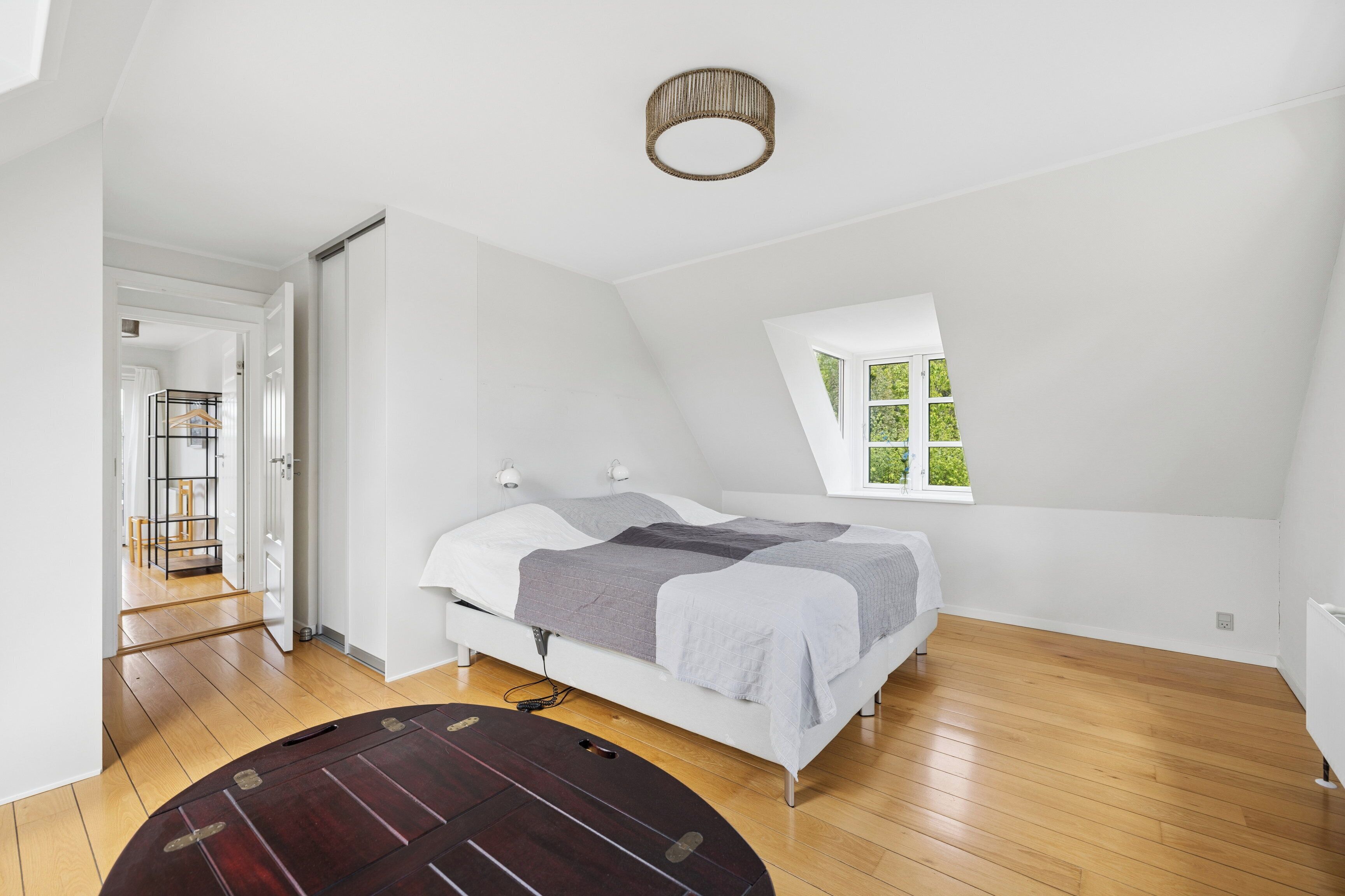 3 chambres, fer et planche à repasser, Wi-Fi gratuit