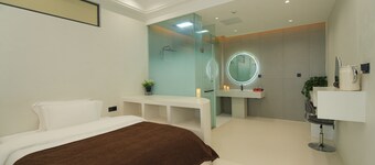 Guiyue Mountain Seaview Hotel