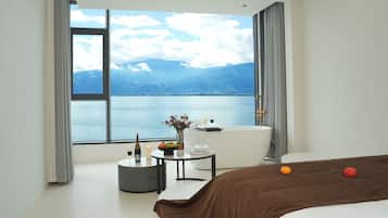 Classic Quadruple Room, Ocean View | Bathroom | Hair dryer, slippers, towels, soap