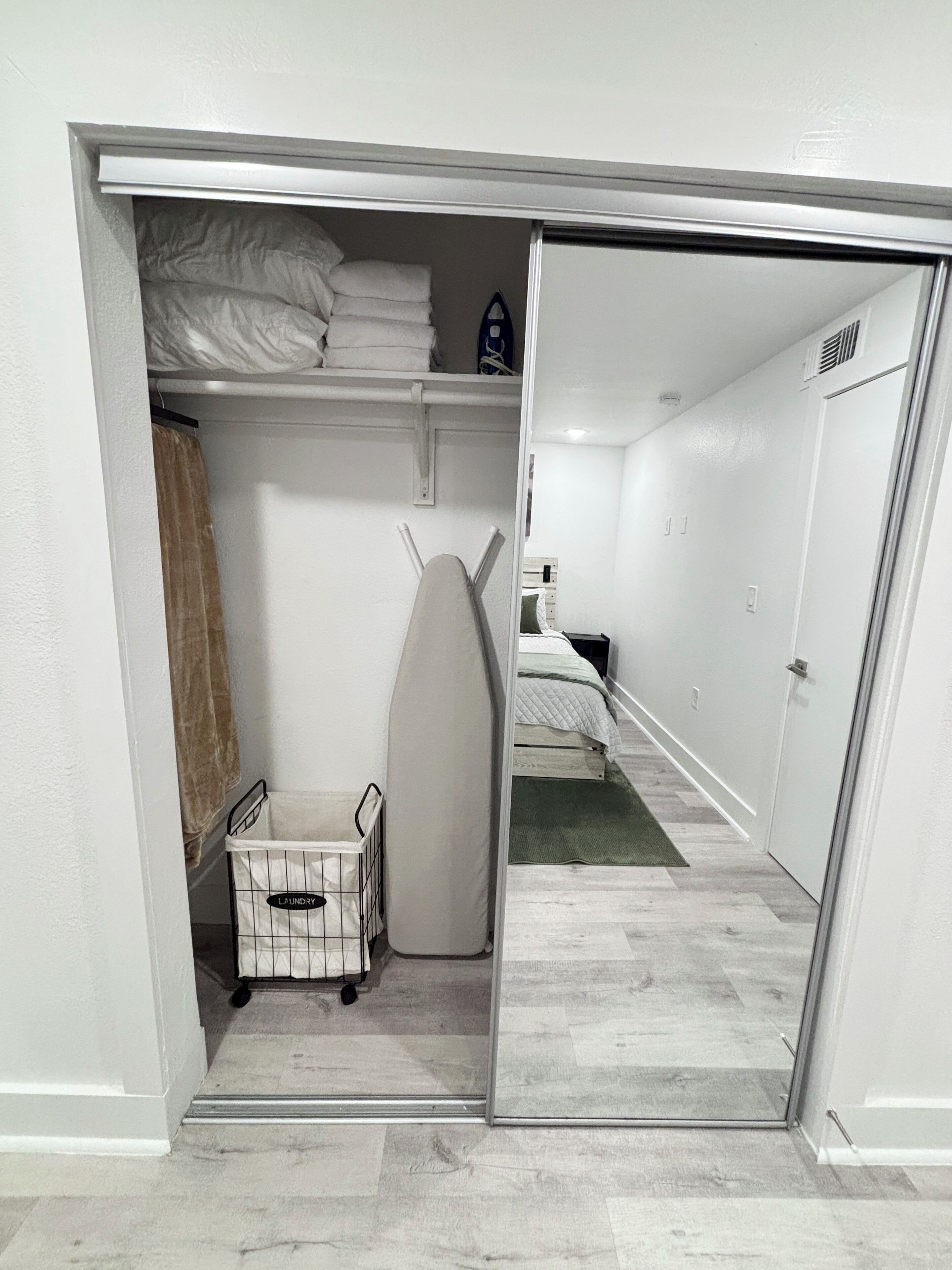 1 bedroom, iron/ironing board, WiFi, bed sheets