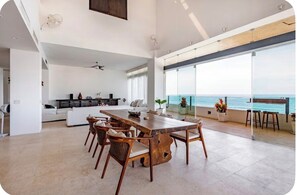Dining - Luxury Ocean Front Penthouse - Olas Altas, Puerto Vallarta (Puerto Vallarta)