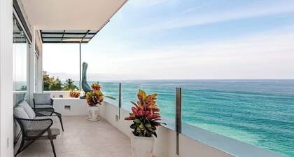 Luxury Ocean Front Penthouse - Olas Altas, Puerto Vallarta