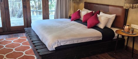 Habitación Deluxe, vista a la montaña | Escritorio, espacio para trabajar con laptop y wifi gratis