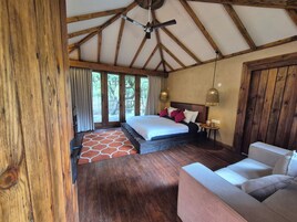 Deluxe Room, Mountain View | Desk, laptop workspace, free WiFi