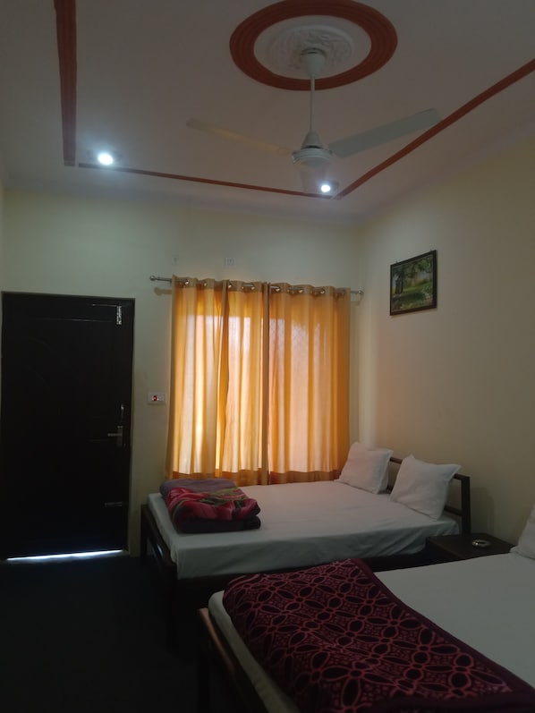 Free WiFi - Mountain View Cottage (Rishikesh)
