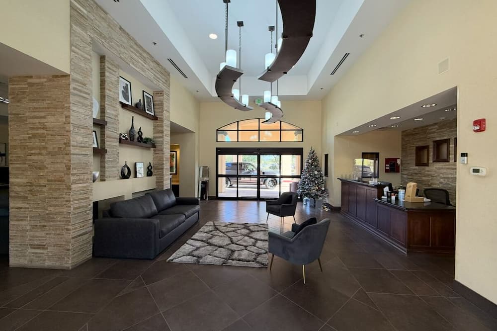 The Blake At Scottsdale