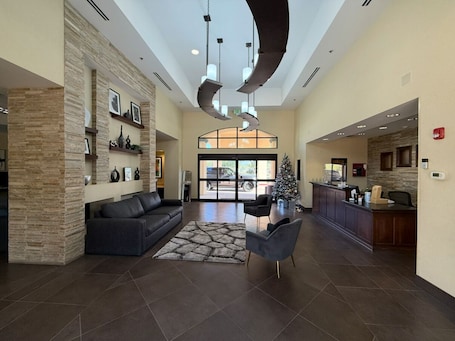 Lobby. The Blake At Scottsdale