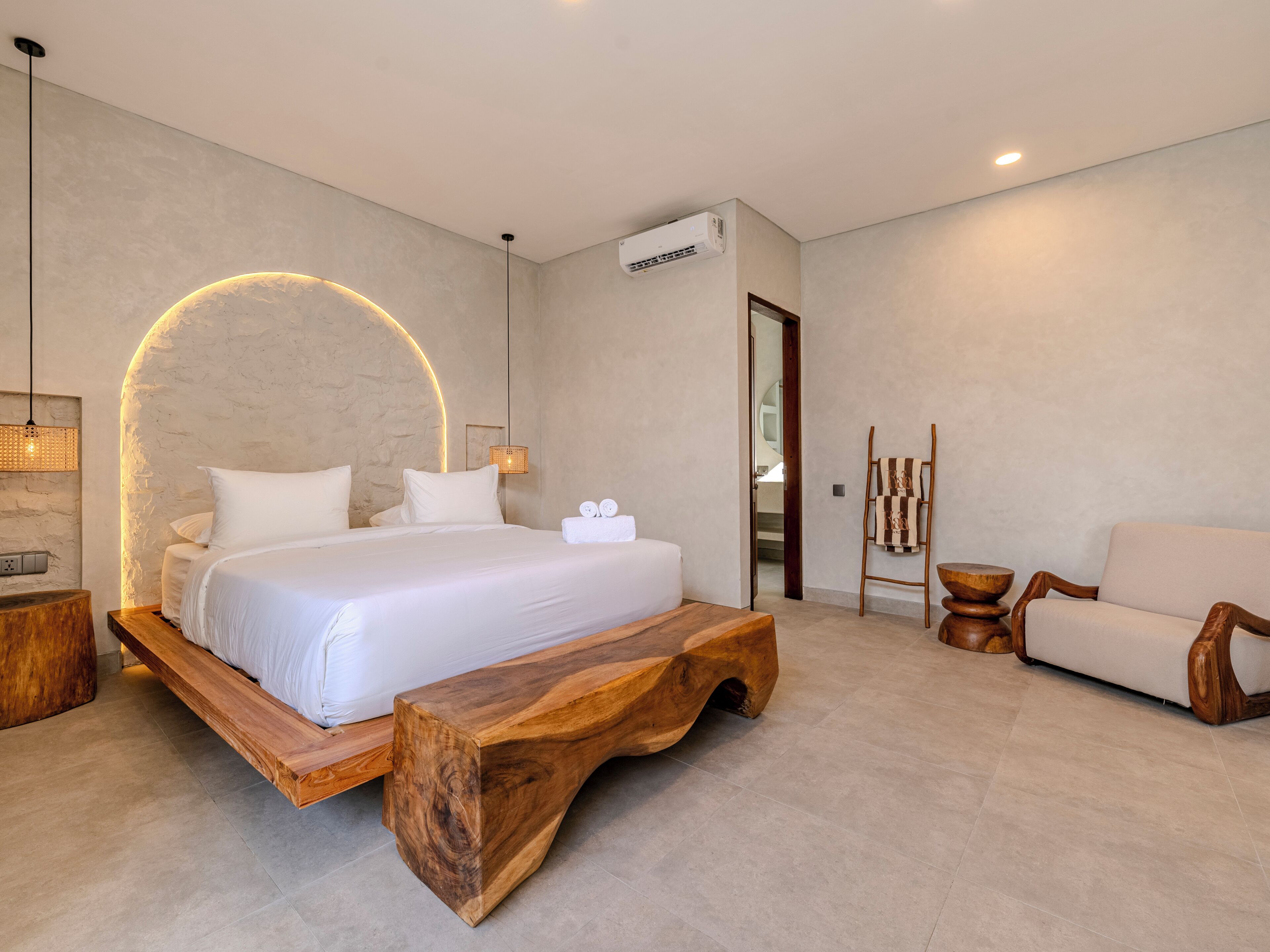 Deluxe Double Room | Premium bedding, down duvets, minibar, in-room safe