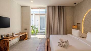Deluxe Double Room | Premium bedding, down comforters, minibar, in-room safe