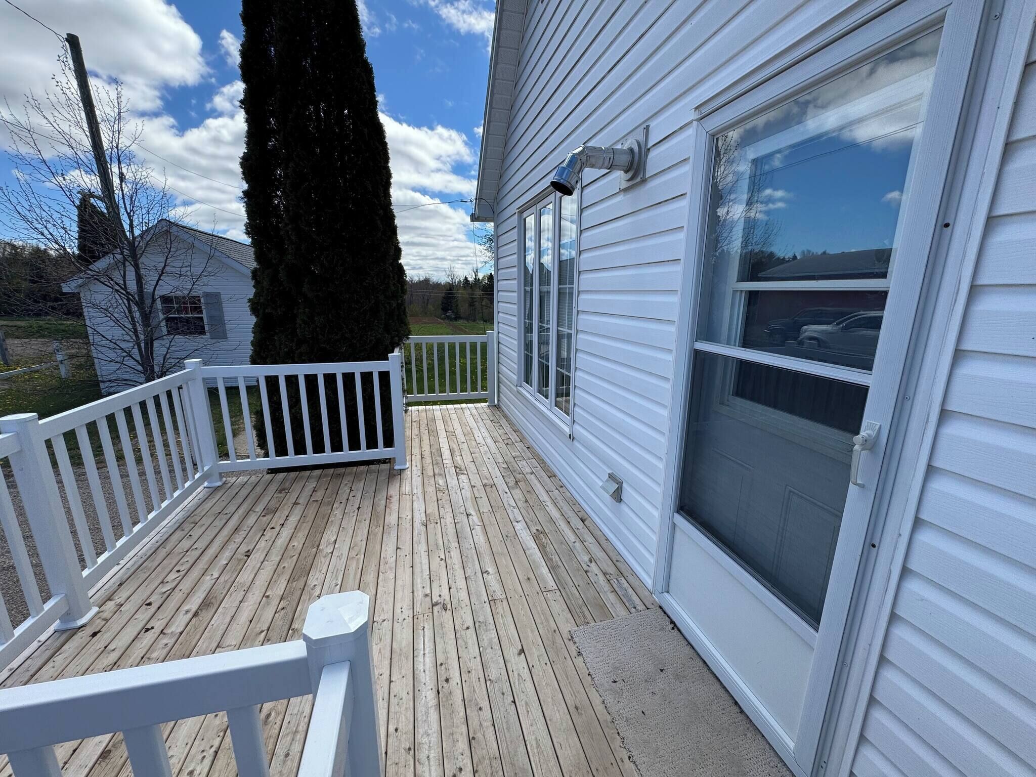 House, 1 Bedroom, Balcony | Property entrance