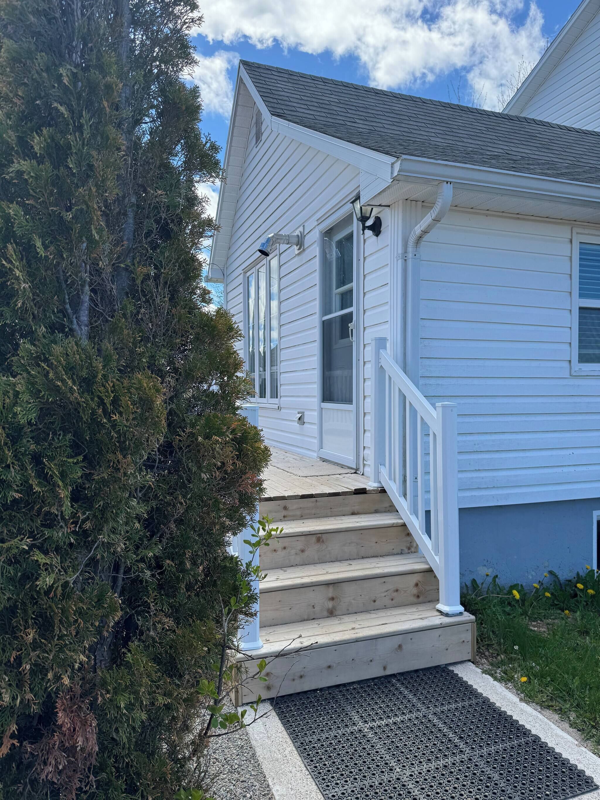 House, 1 Bedroom, Balcony | Exterior detail